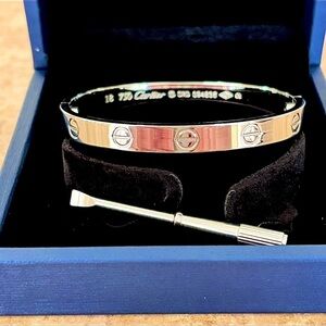 Luxury Silver Tone Bangle Bracelet With Screwdriver New